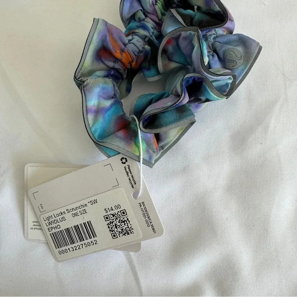 🆕💙 Lululemon Seawheeze 2021 Light Locks Scrunchie Euphoria Multi